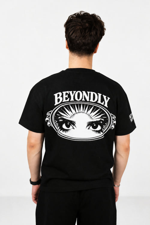 BEYONDLY WATCHER BOXY T-SHIRT