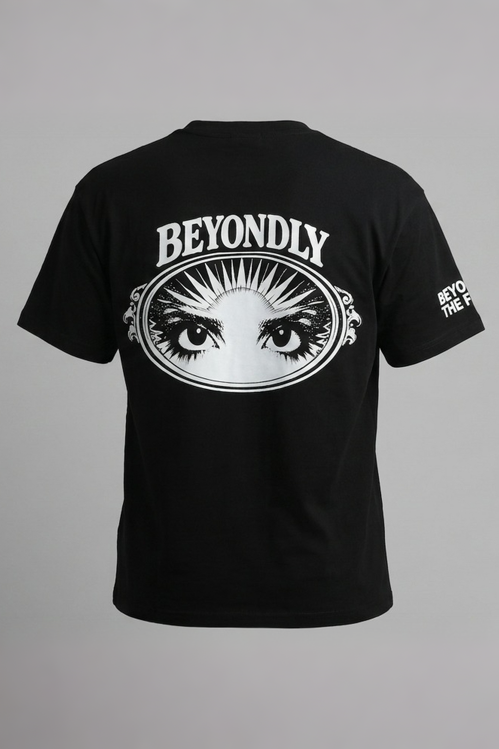 BEYONDLY WATCHER BOXY T-SHIRT