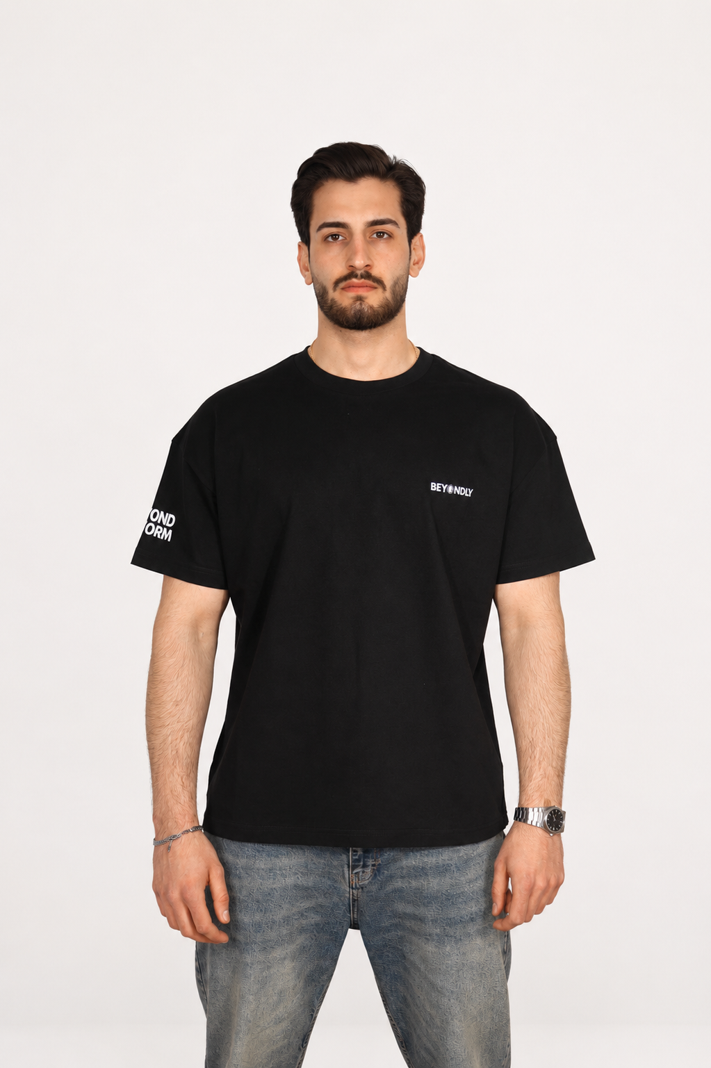 BEYONDLY WATCHER BOXY T-SHIRT